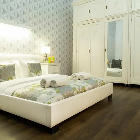 Househost Apartment: Boguslawskiego Street Kraków