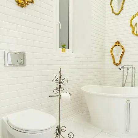 Househost Apartment: Boguslawskiego Street דירה קרקוב