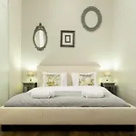 Apartman Househost Apartment: Boguslawskiego Street *