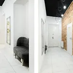 Househost Apartment: Boguslawskiego Street アパート *